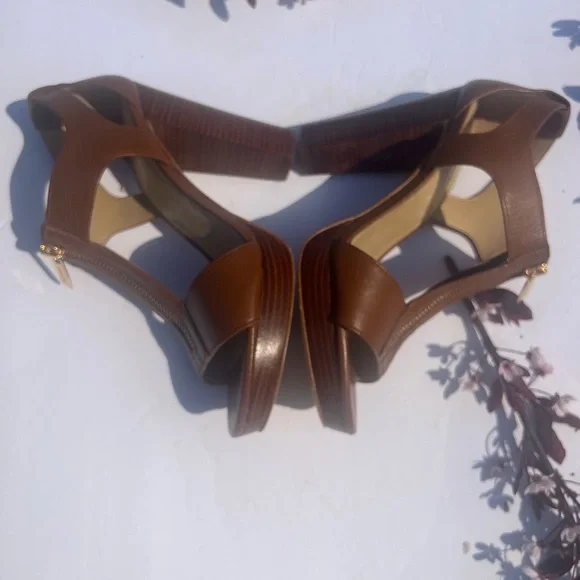 Michael Kors Brown and Gold Platform Heels - Picture 6 of 10